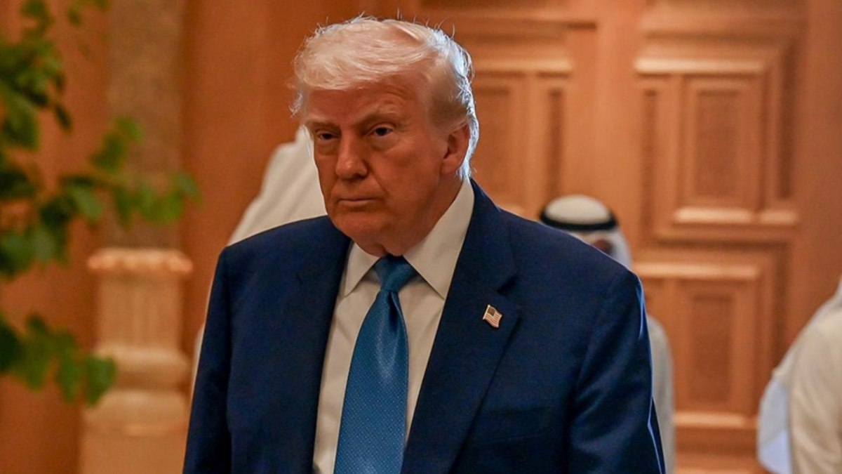 Donald Trump, Suriye yaptırımlarında İsrail’in fikrini sormadığını açıkladı